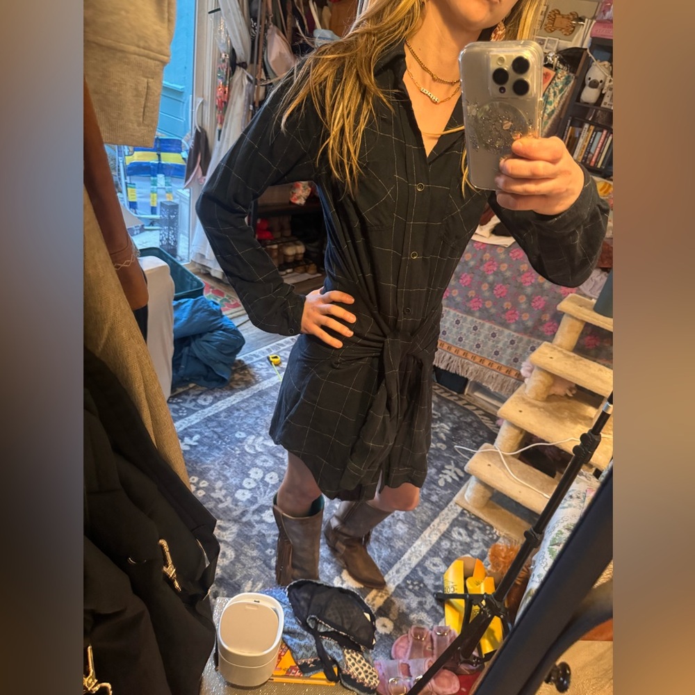 Current/Elliott Navy Checkered Button Down Shirt … - image 11